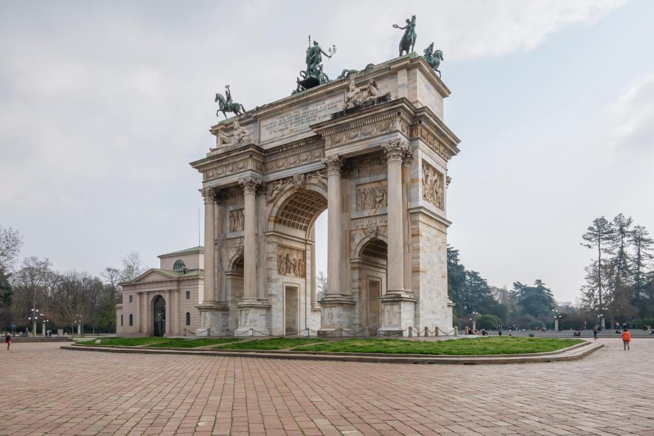 Luxury Apartment Near Arco Della Pace Guerrazzi 9 Милан Экстерьер фото